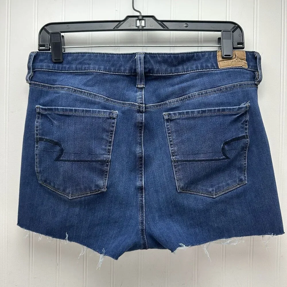 American Eagle Shorts 12 Super Hi-Rise Cut Off Dream Denim Blue Jean Shortie